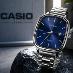 Alternative view of ساعت کاسیو مردانه کاسیو سری اولد مانی بند فلزی نقره‌ای با صفحه آبی (zz) کد CAA-13901