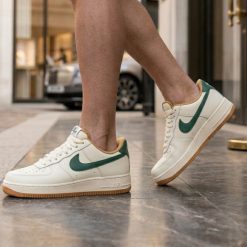 کتونی NIKE مردانه اسپرت سری ایرفورس 1 رنگ کرم کد GPZ-3645 (p)