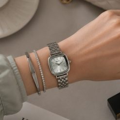 Alternative view of ساعت مچی زنانه مدل نایدو بند استیل صفحه نقره‌ای مربع (e) کد CAA-7693
