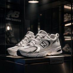 کتانی مردانه سفید-سورمهای مدل New Balance 530 کد CR-D1993 (nx)