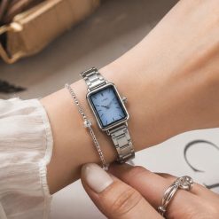ساعت کاسیو زنانه صفحه مستطیلی آبی بند فلزی سیلور (e) کد W673