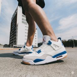 کتونی مردانه مدل Nike Air Jordan 4 رنگ سفید و سورمهای کد CAA-1935 (p)