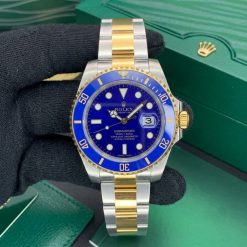 Alternative view of ساعت مردانه رولکس ساب مارینر SUBMARINER نقره‌ای طلایی صفحه آبی کد W127