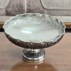 Alternative view of ظرف میوه‌خوری مسی پایه‌دار رنگ کروم طرح رز (NF)
