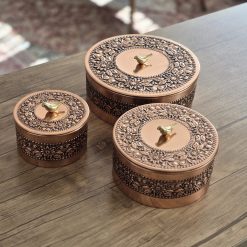 Alternative view of باکس درب‌دار مسی طرح رز (NF)