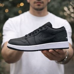 کتانی مردانه مدل NIKE سری جردن 1 Low رنگ مشکی و سفید (ho) کد GPZ-2020 (p)