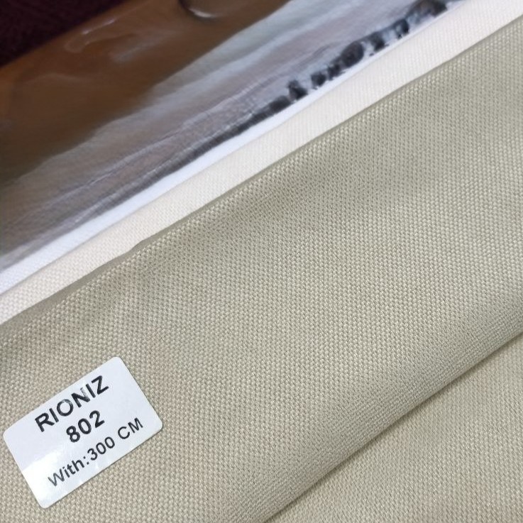 پرده آماده پانچی 3 متری حریر ساده با کناره کتان بژ طوسی روشن (kr-802) کد P010 - تصویر 4