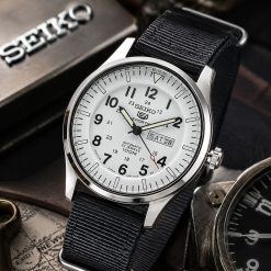 Alternative view of ساعت مردانه سیکو خلبانی بند نیتو مشکی صفحه سفید کد W508