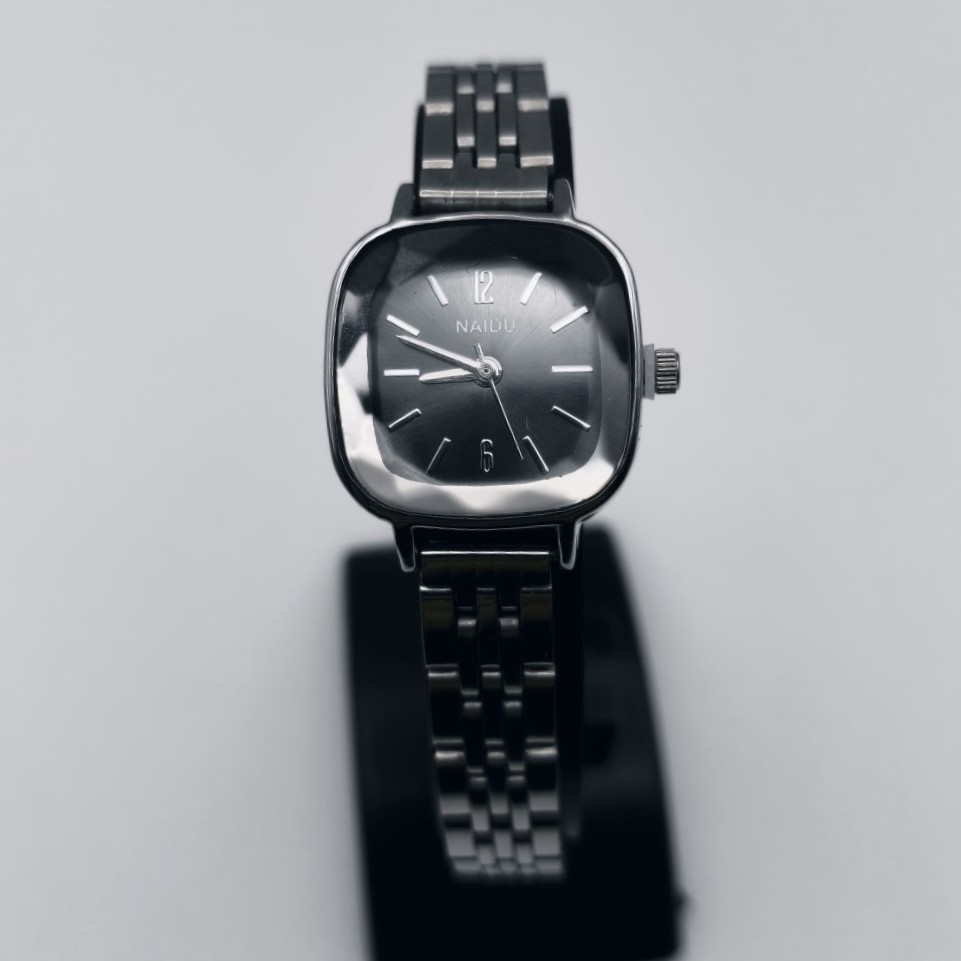 ساعت فلزی زنانه مدل نایدو مشکی صفحه مربعی کد 7677SX-L (x) - تصویر 14