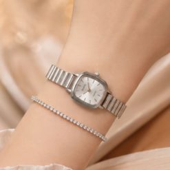 ساعت زنانه نایدو مربعی سری H رنگ نقره‌ای (zz) کد W281 (x)