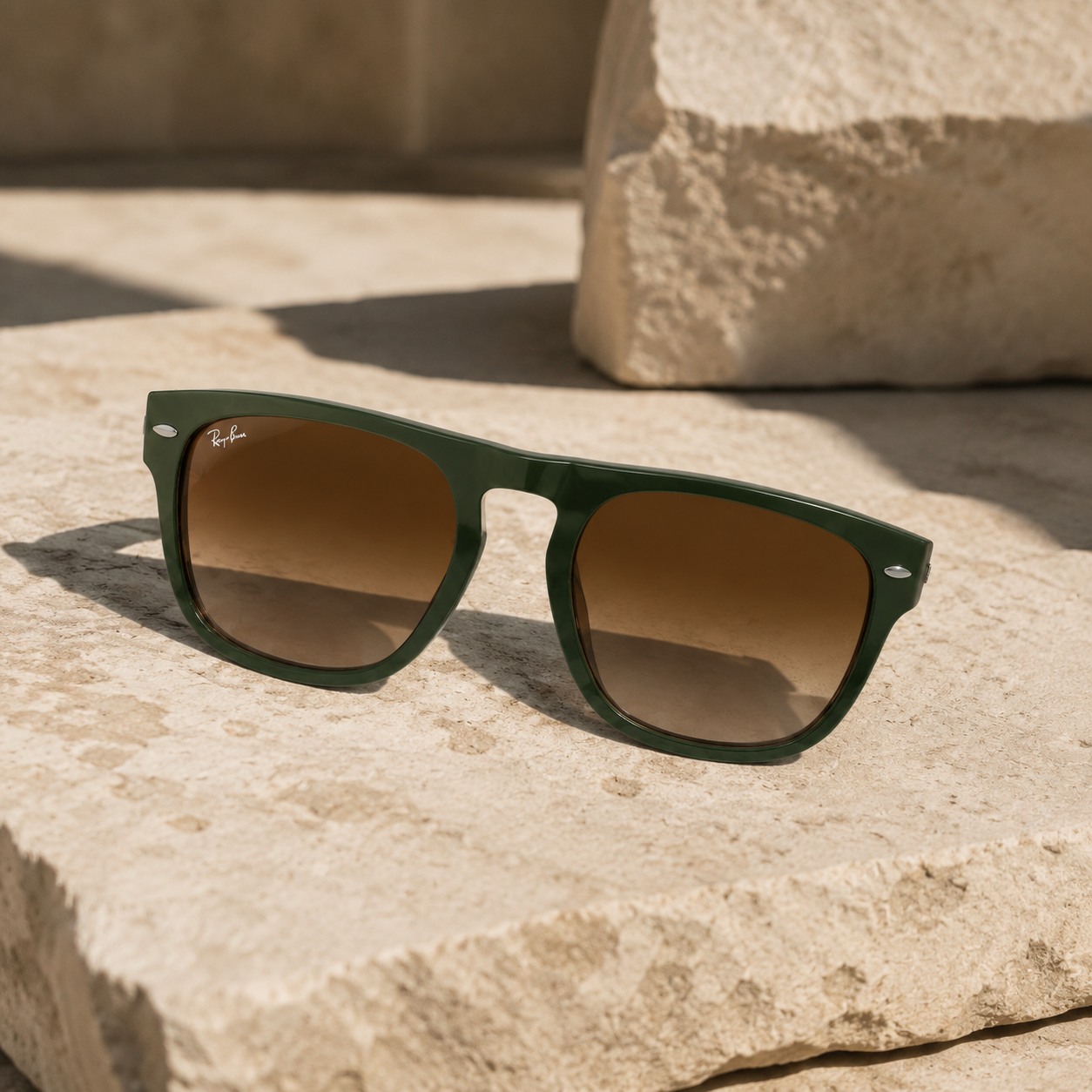 عینک آفتابی مردانه Rayban رنگ زرشکی سبز کد GL030 - تصویر 2