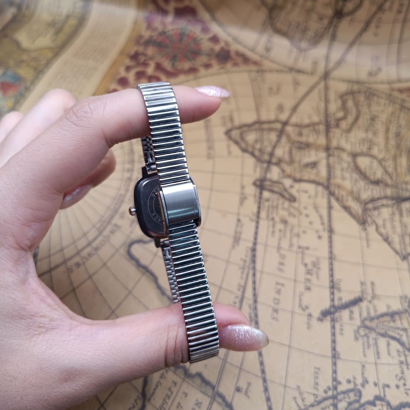 ساعت casio زنانه صورتی سیلور کاسیو سری بند کشویی مربعی (e) کد WF-008523 - تصویر 4